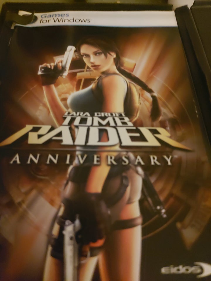 Lara Croft Tomb Raider