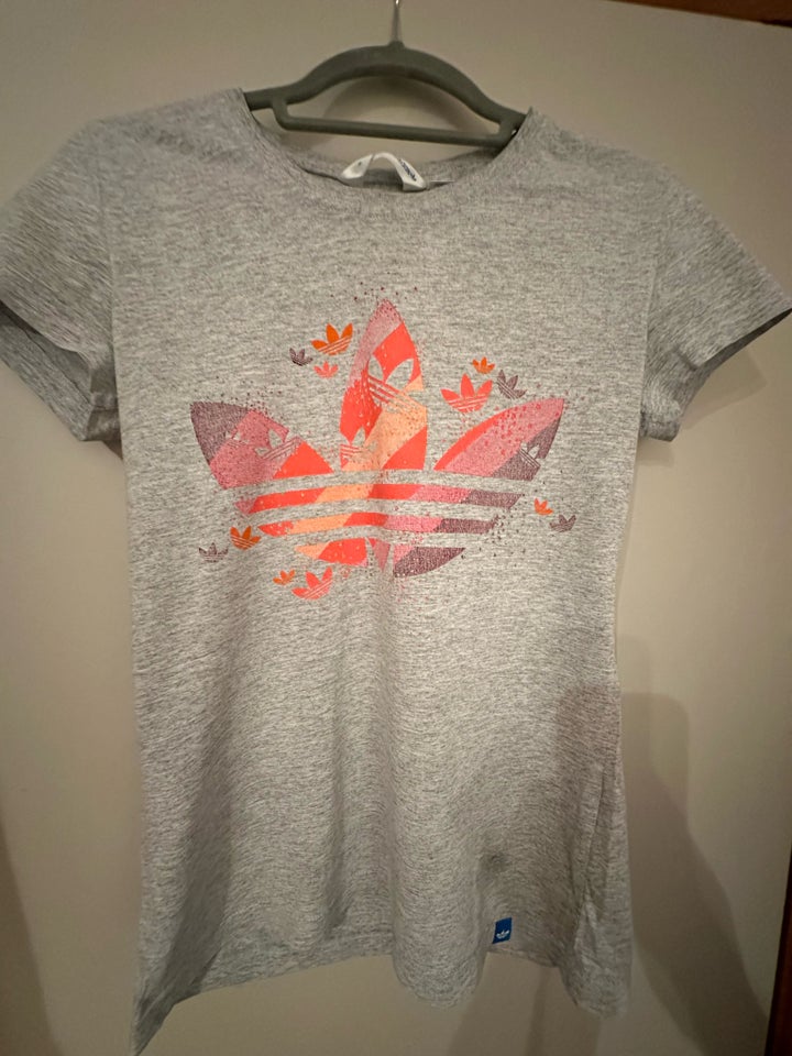 T-shirt, Adidas, str. 38