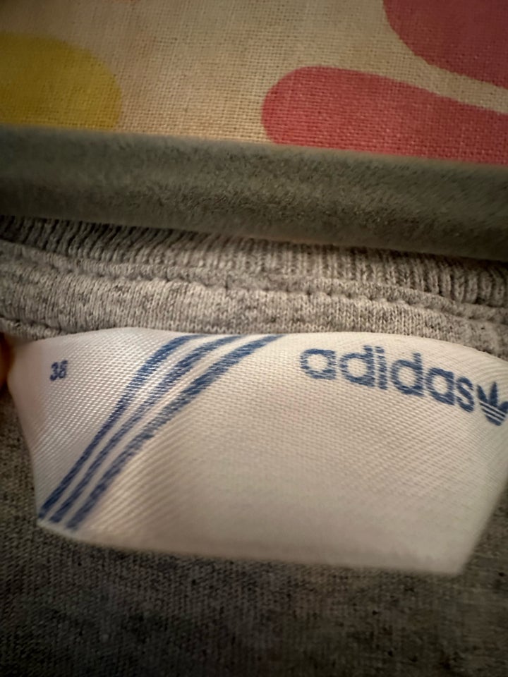 T-shirt, Adidas, str. 38