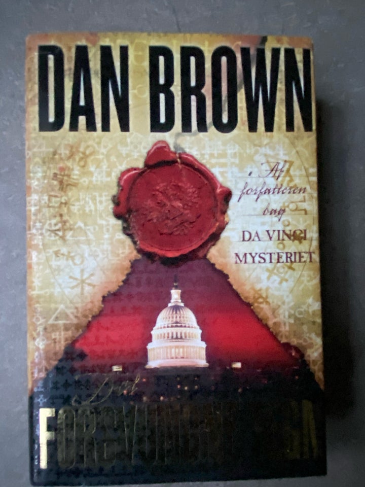 Forsvundne tegn, Dan Brown, genre: