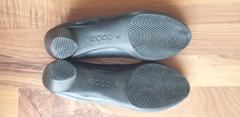 Pumps, str. 40, Ecco