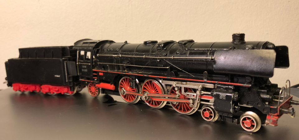 Modeltog, Märklin 3048 BR01 med