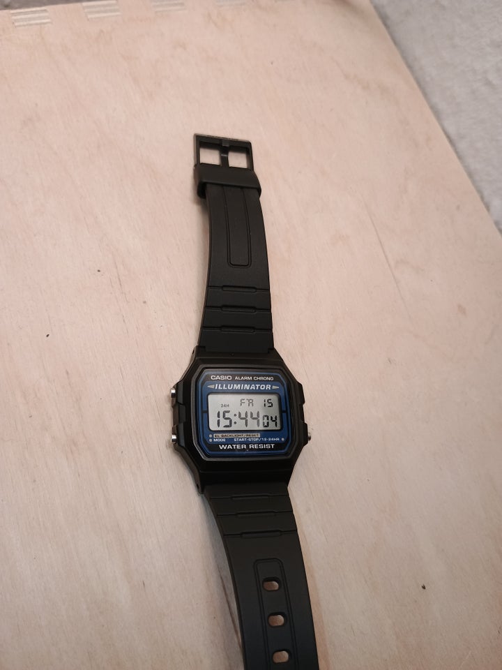 Unisexur, CASIO