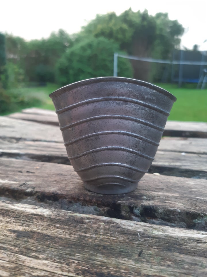 Tin, Lille vase, tin/bølgelinjer