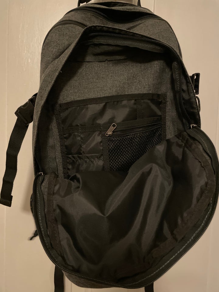 Skoletaske, Eastpak