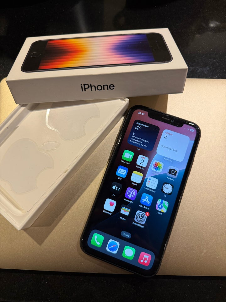 iPhone 11, 64 GB, sort