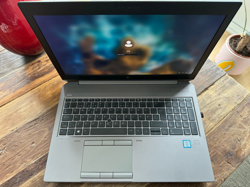 HP Zbook 15 G5  26 GHz 48 GB ram