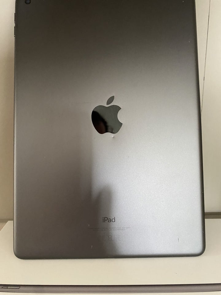 iPad 9, 64 GB, sort