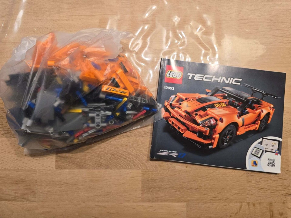 Lego Technic, 42098+42093