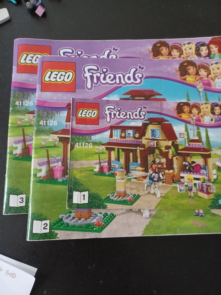 Lego Friends, Rideklub