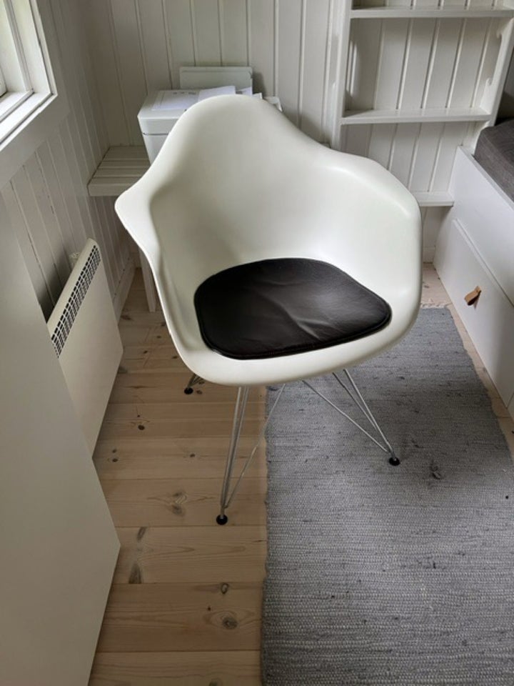 Loungestol andet Eames