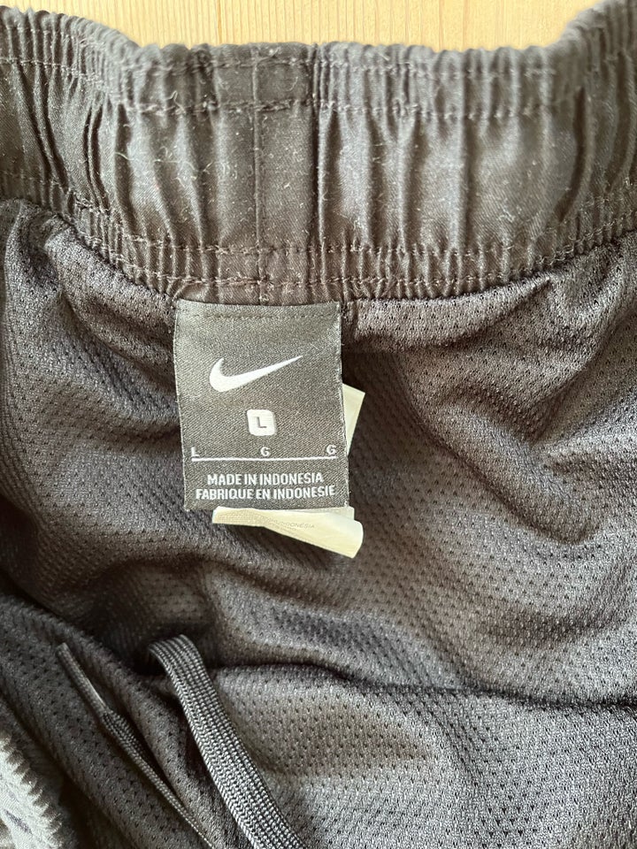 Shorts, Nike, str. 42