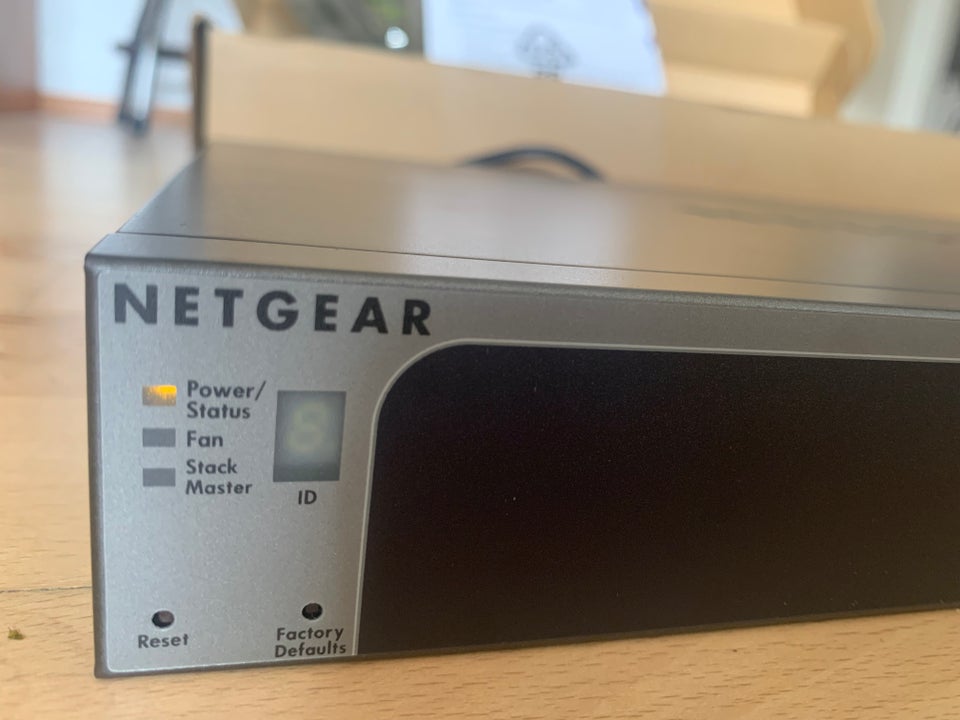 Switch, Netgear GS728TS Smart