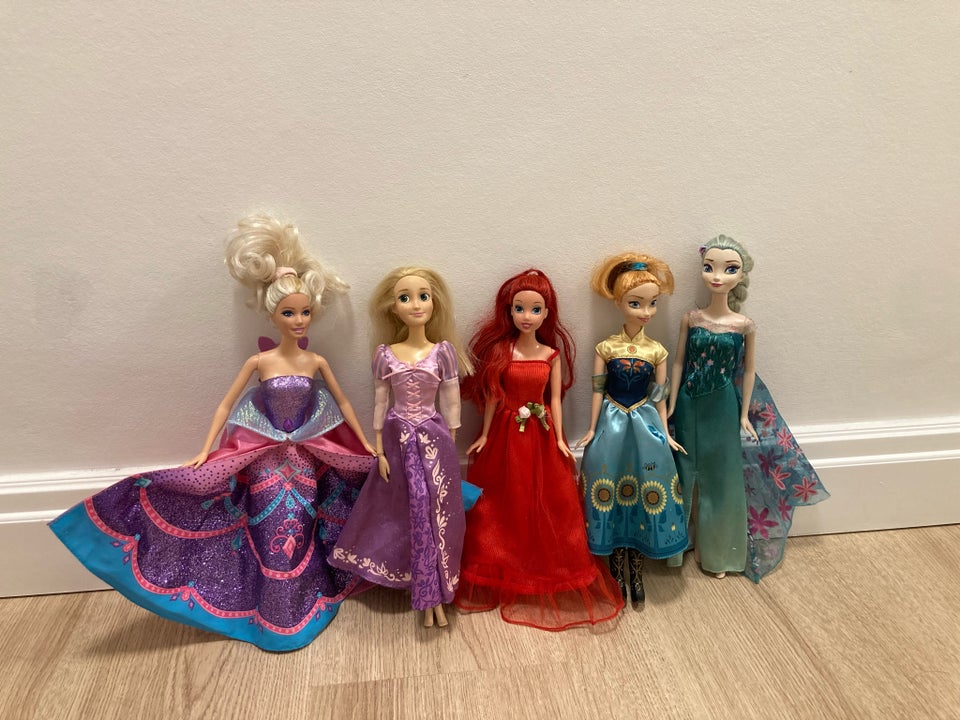 Barbie Disney barbier