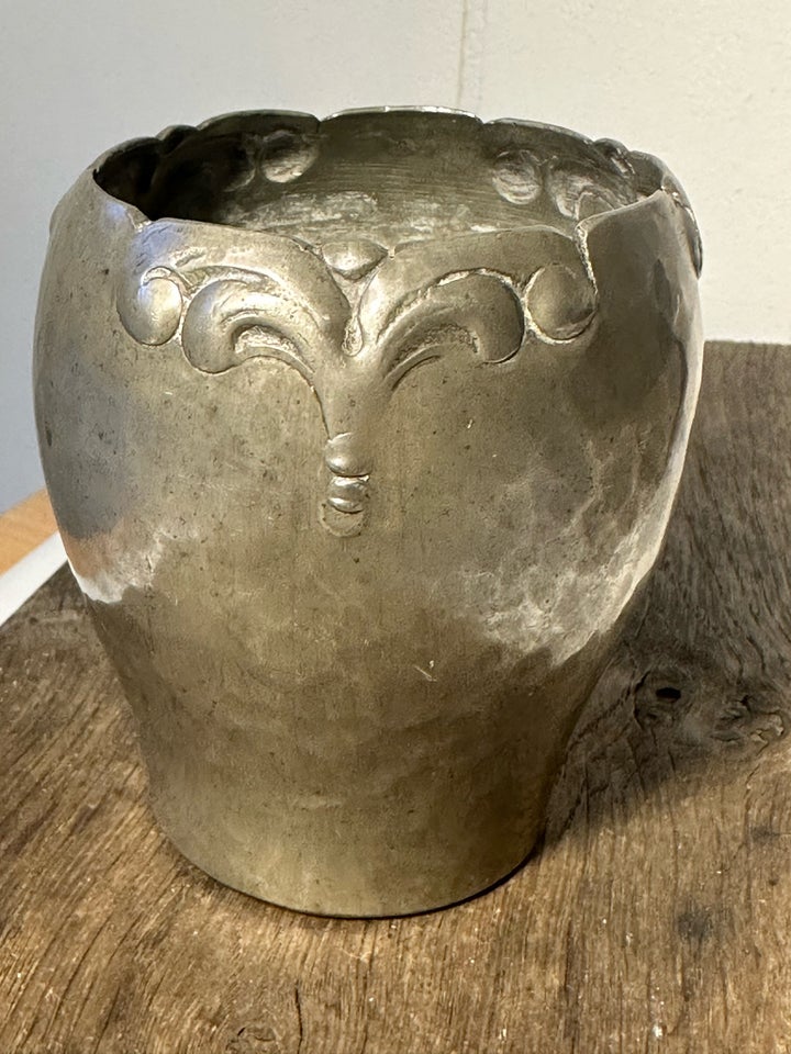 Tin Vase Artdeco