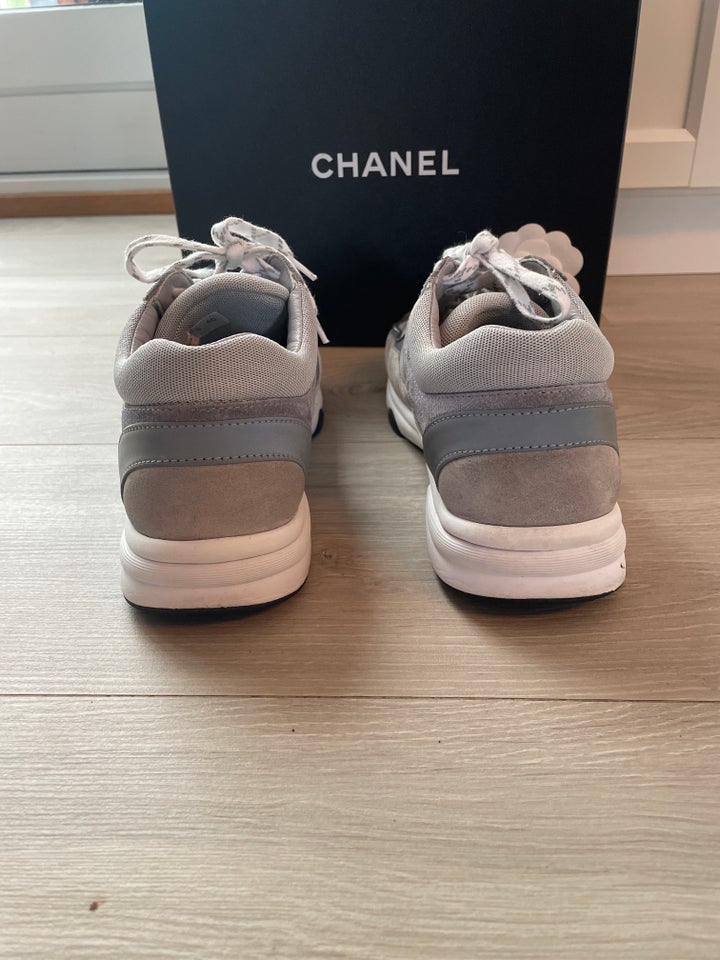 Sneakers, str. 40, Chanel