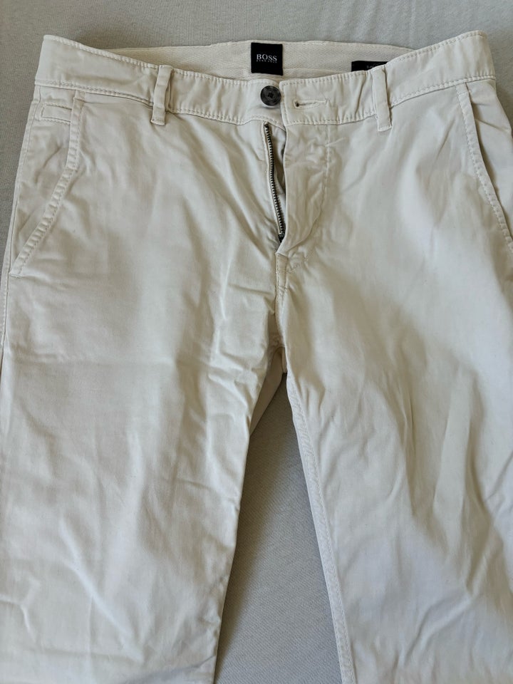 Chinos, Boss, str. 31