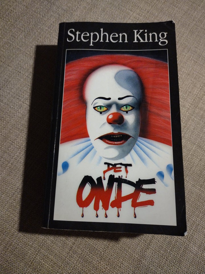 Det Onde ( IT), Stephen King, genre: