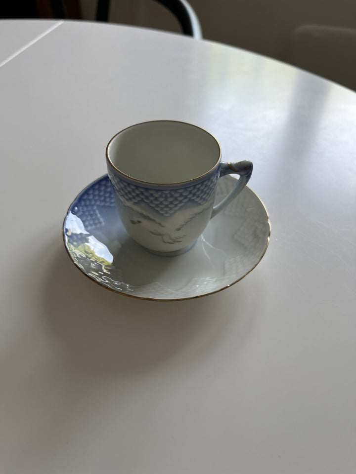 Porcelæn Mågestel Med Guldkant