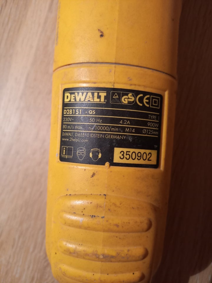 Vinkelsliber, Dewalt