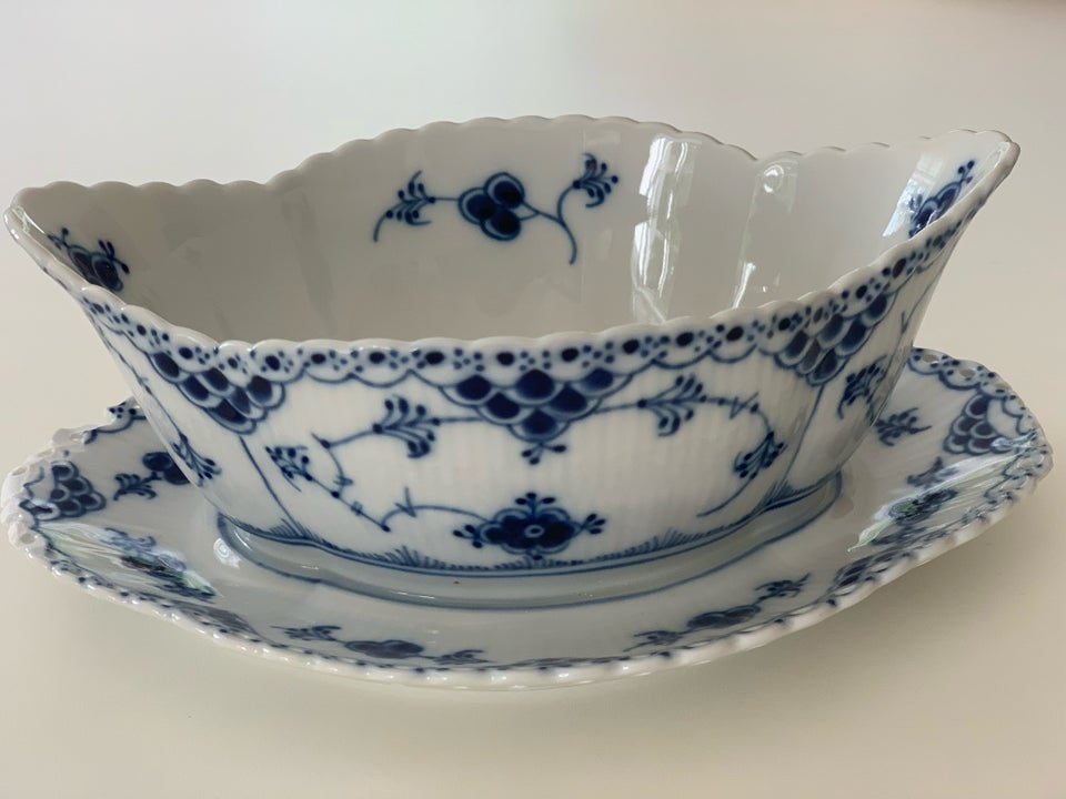 Porcelæn Sauciere no 1105