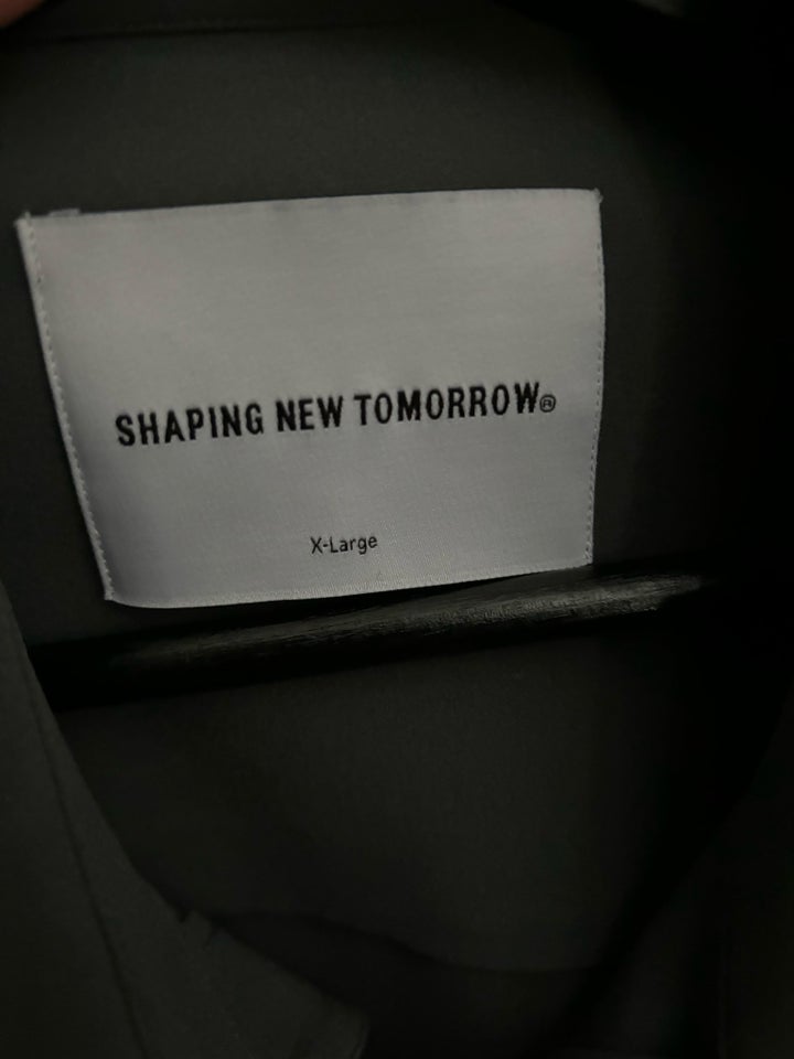 Skjorte, Shaping New Tomorrow ,