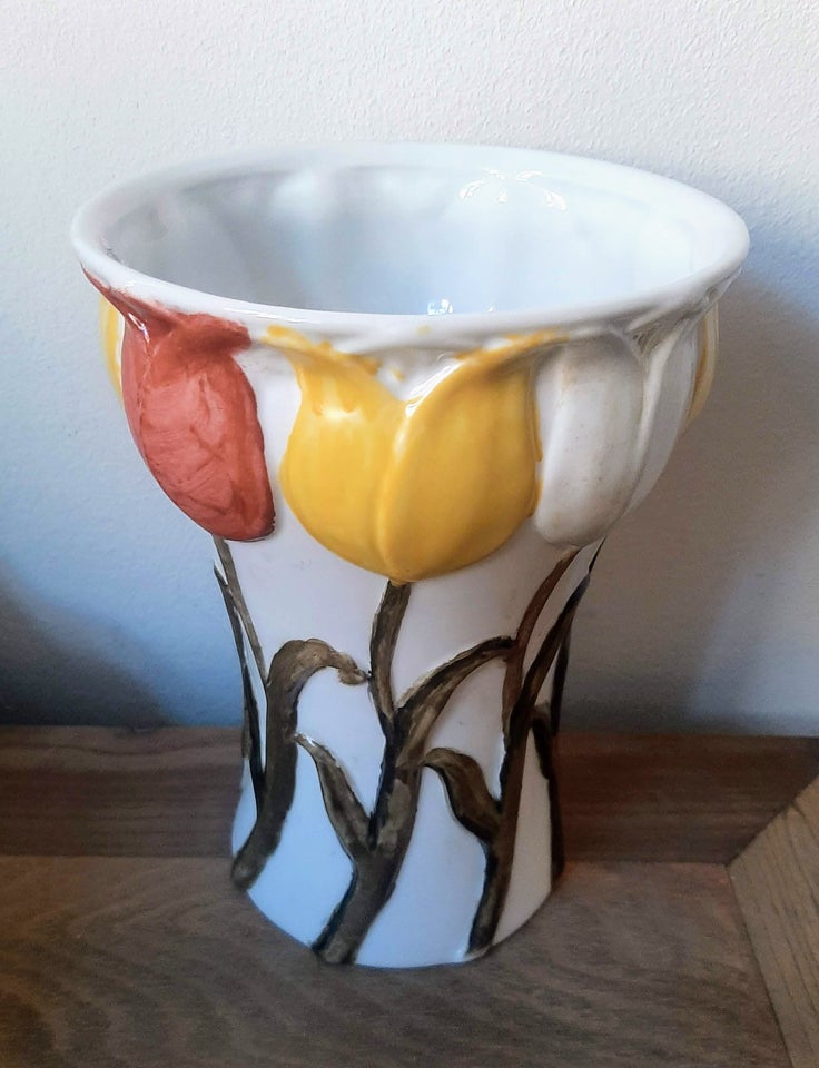 Porcelæns tulipan vase, Retro