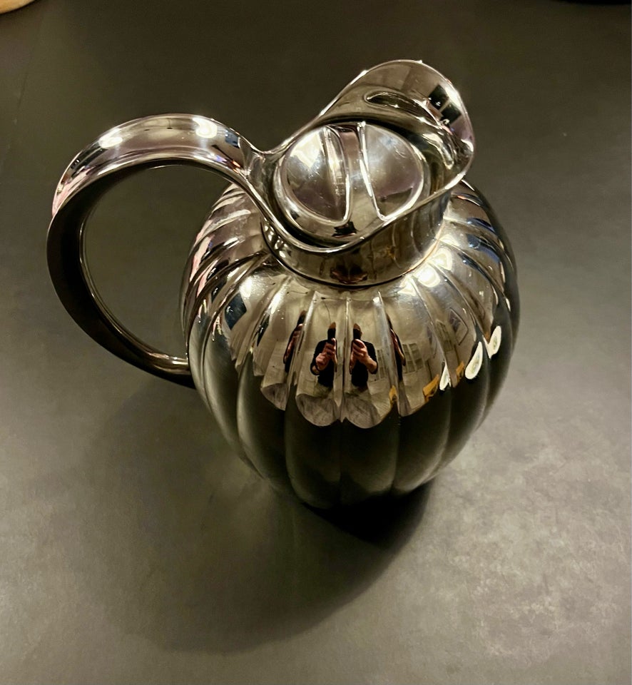 Bernadotte kande Georg Jensen,