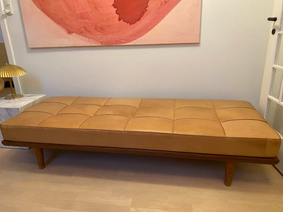 Hans J. Wegner, Daybed