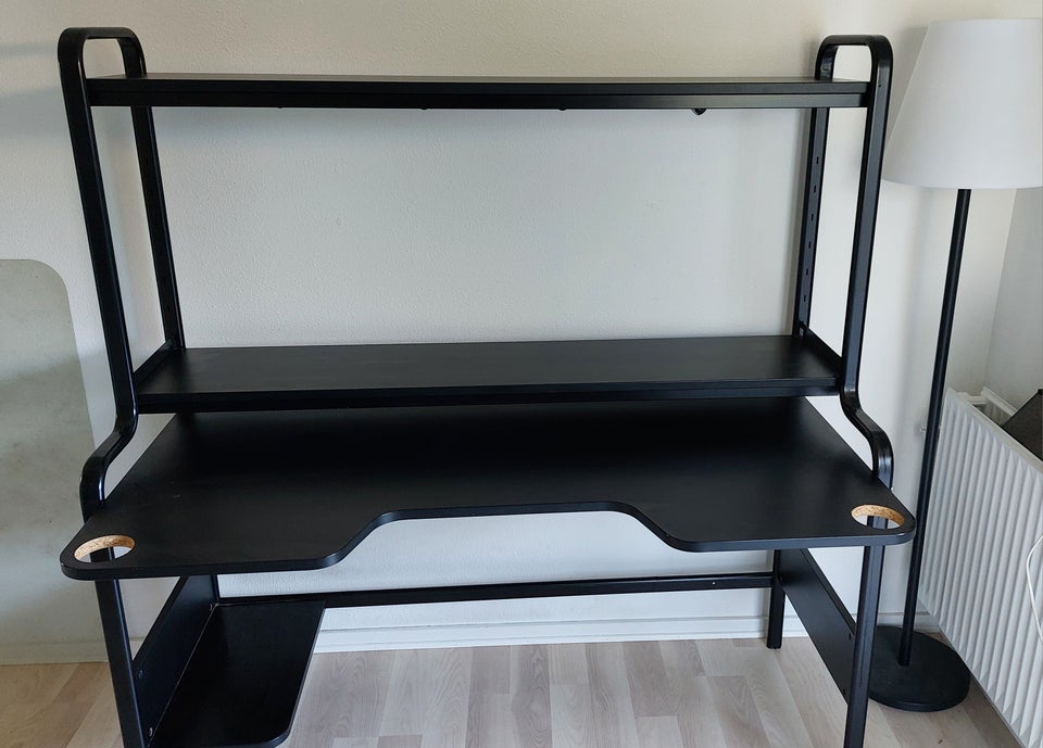 Computerbord Ikea Fredde b: 140