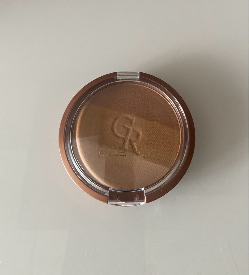 Makeup, Fast pudder, Golden Rose