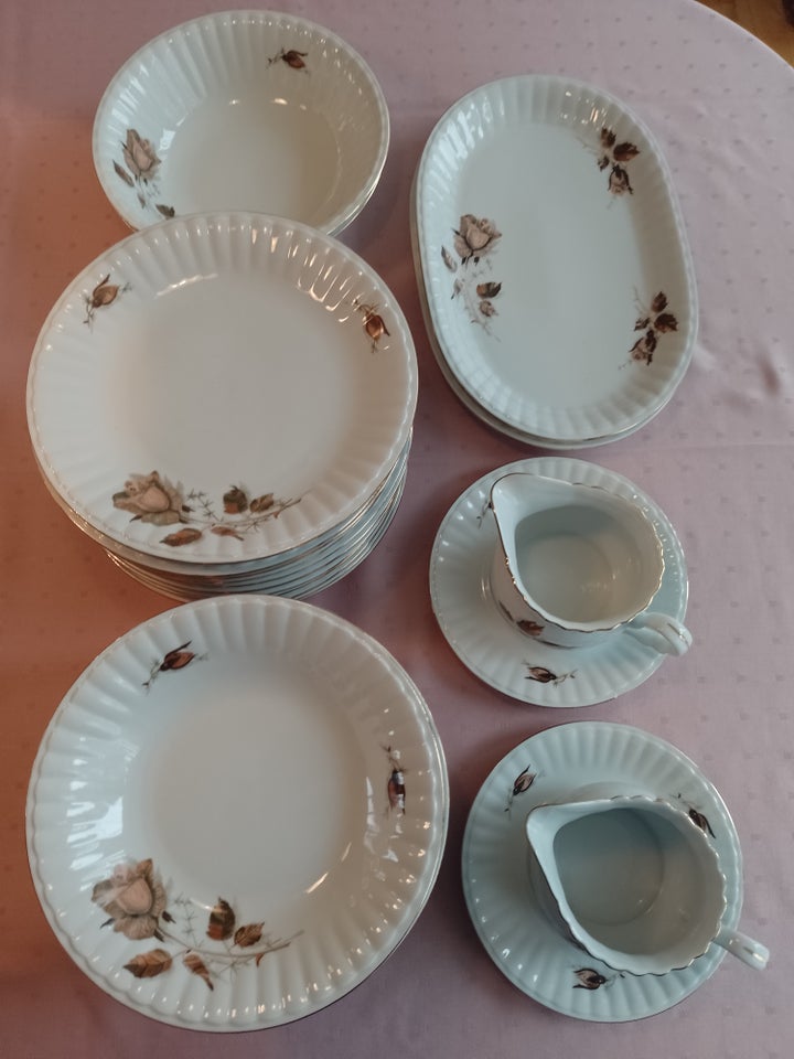 Porcelæn, Spisestel 12 personer.,