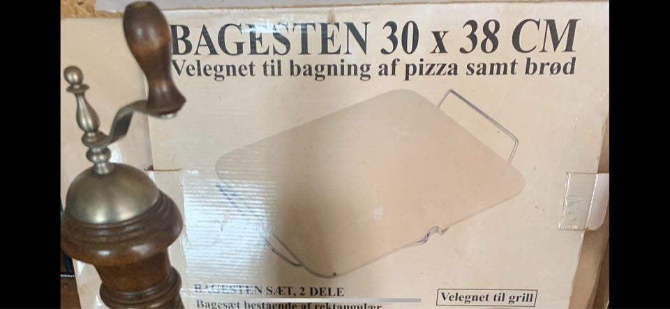 Pizzasten, Bagesten