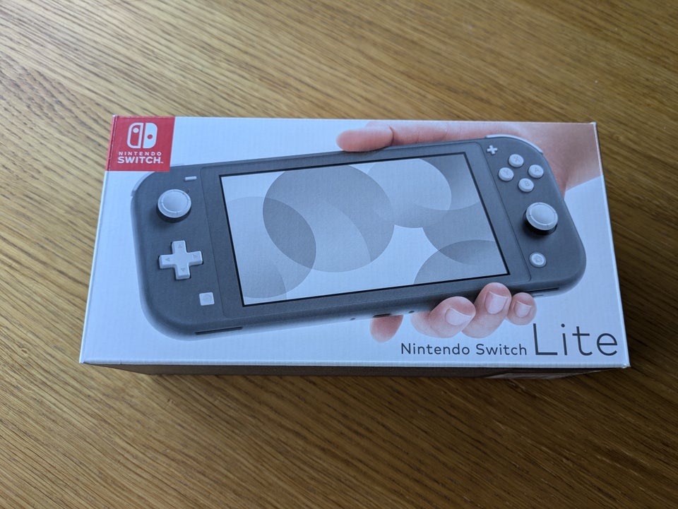 Nintendo Switch Lite God