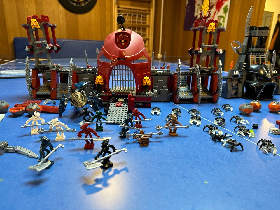 Lego Bionicle, 8759 Battle of Metro