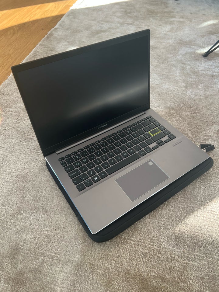 Asus Vivobook S14, God