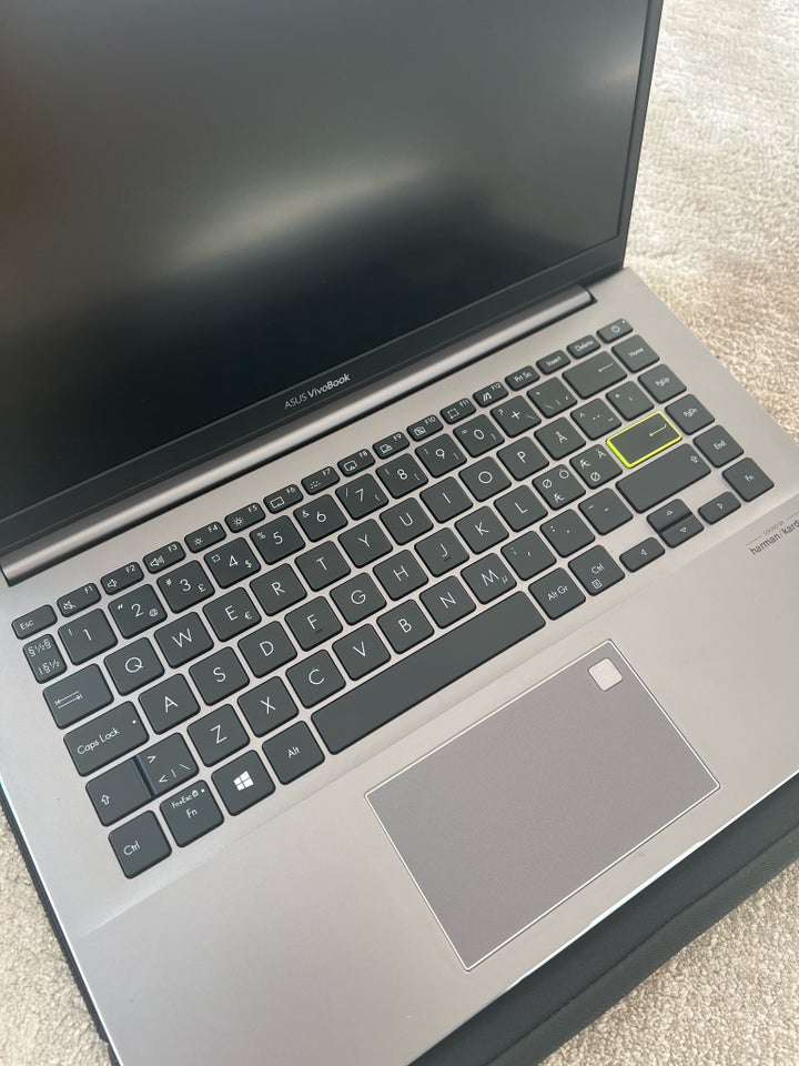 Asus Vivobook S14, God