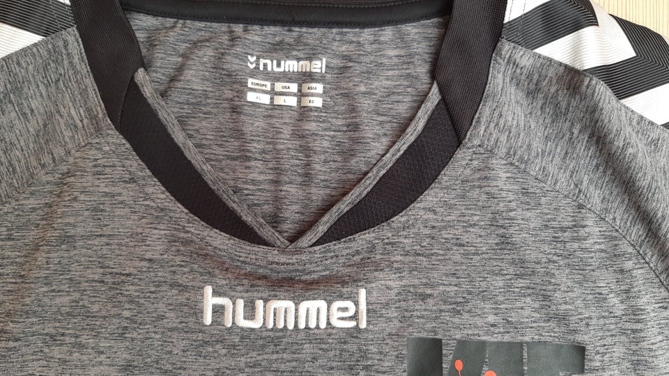 T-shirt, str XL - KIF, HUMMEL -