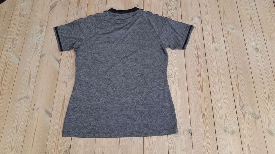 T-shirt, str XL - KIF, HUMMEL -