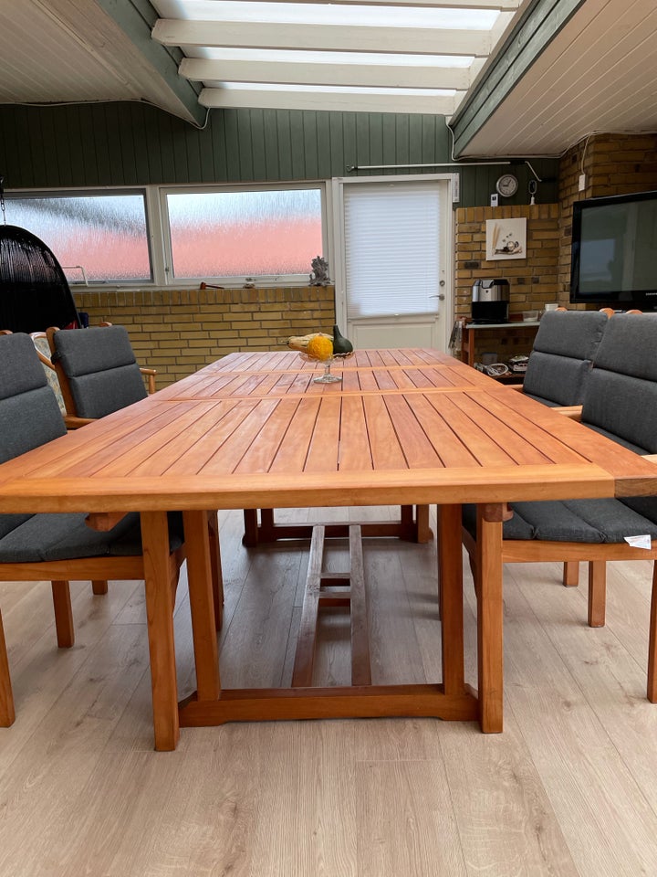 Havebord, 100% plantage TEAK