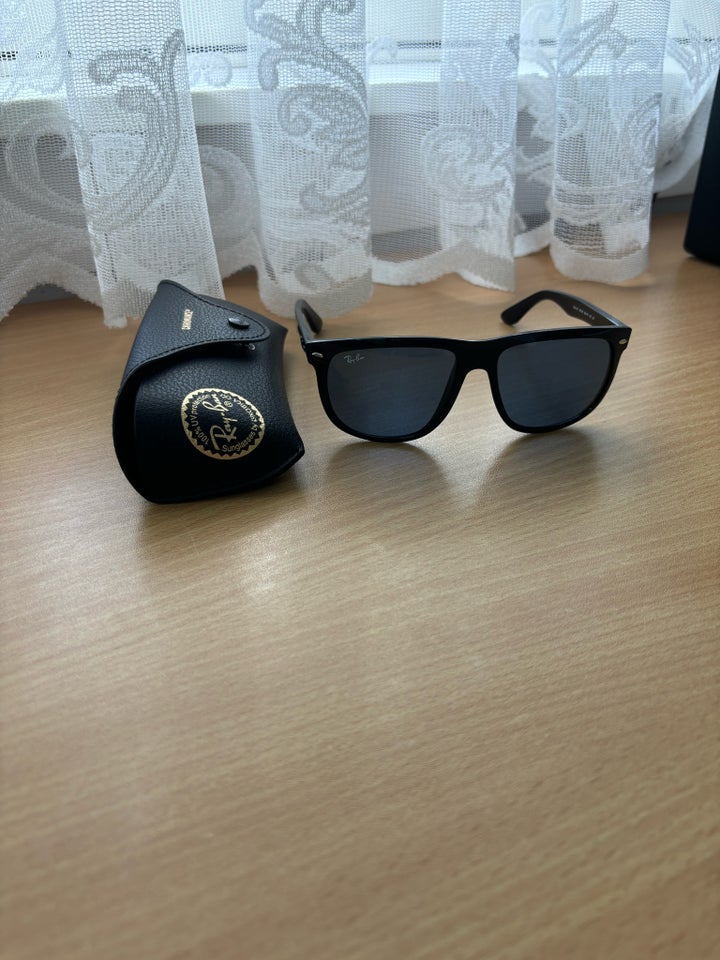 Solbriller herre, Ray Ban