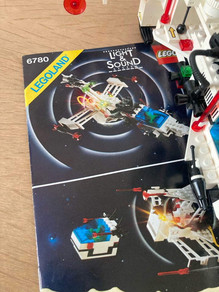 Lego Space, 6780