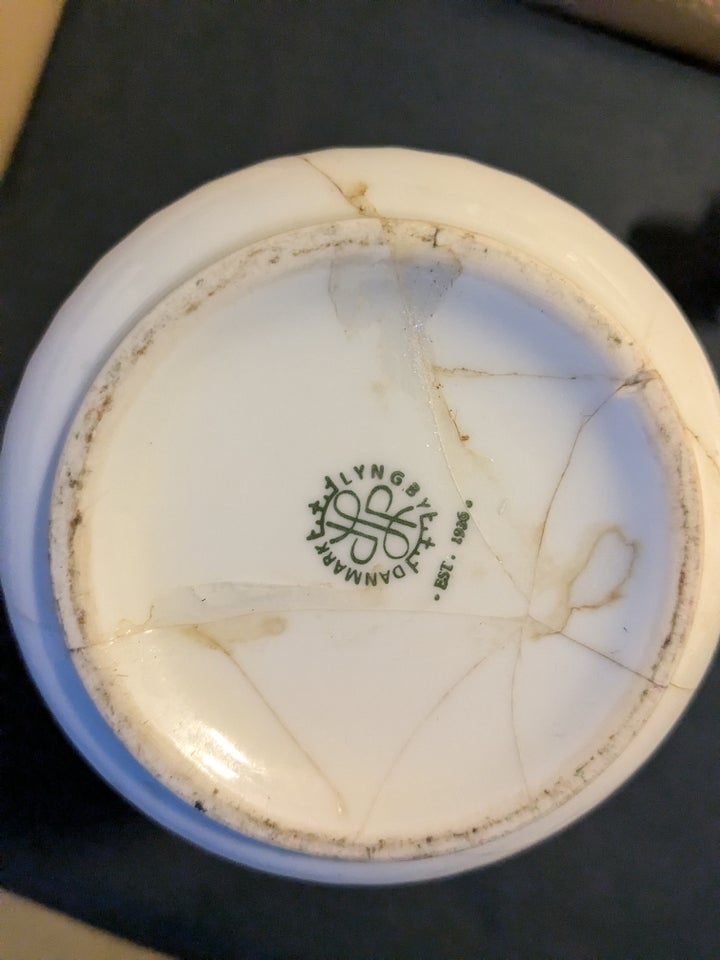 Porcelæn Vase hvid riflet