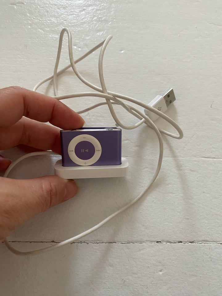 iPod shuffle, Apple