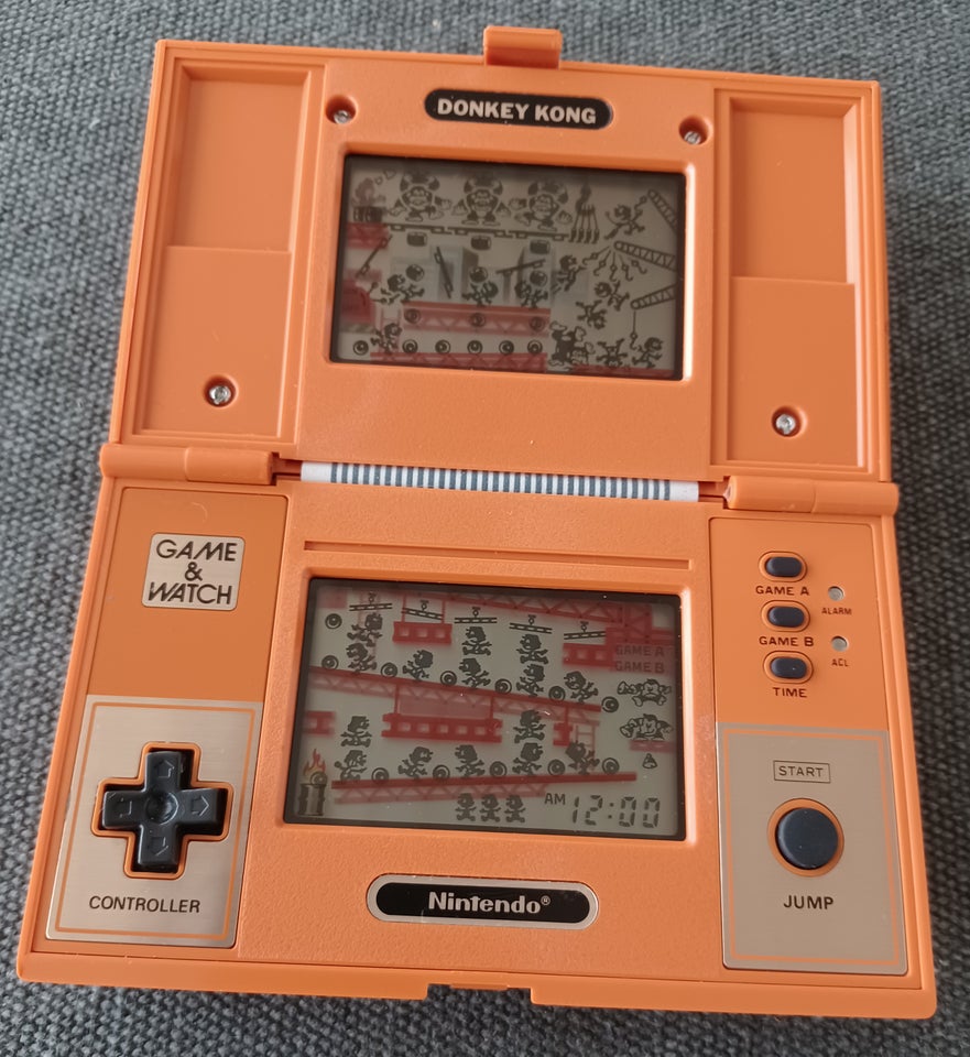 Nintendo Game  Watch Donkey Kong