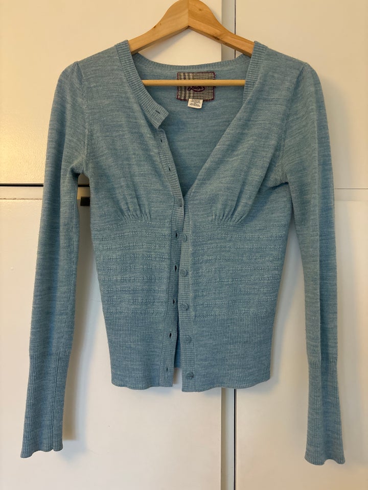 Cardigan, Lux, str. 36