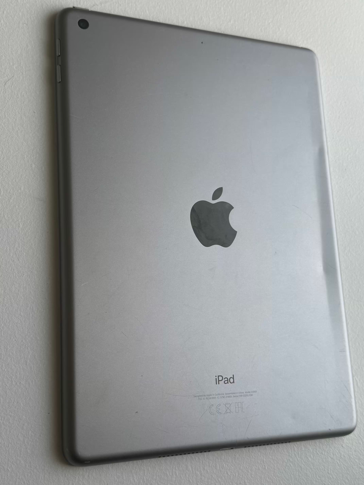 iPad 6 128 GB sort