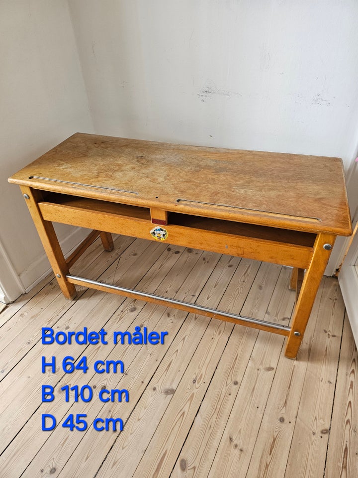 Skrivebord Søndermark møbler b: