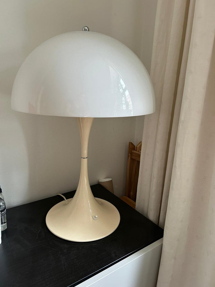 Arkitektlampe Verner Panthon