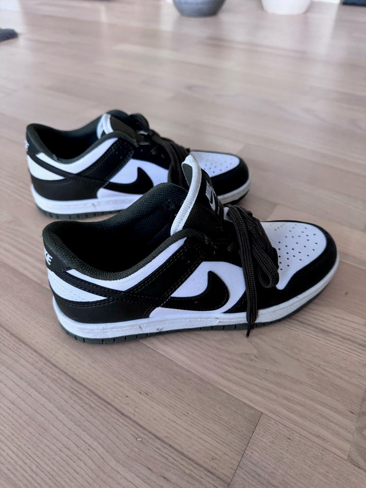 Sneakers, str. 39, Nike